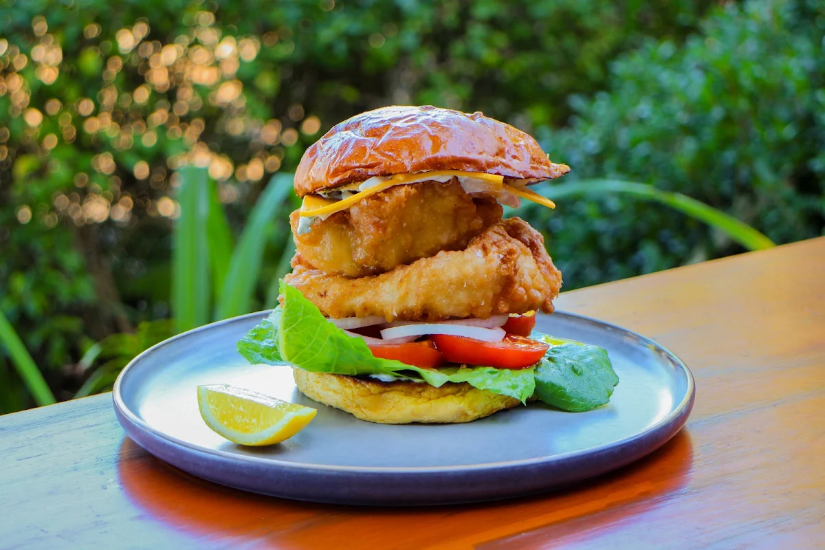 Fish Burger, Kacy’s Restaurant