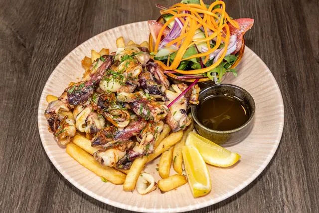 Highlights, Kraken Seafood Kitchen