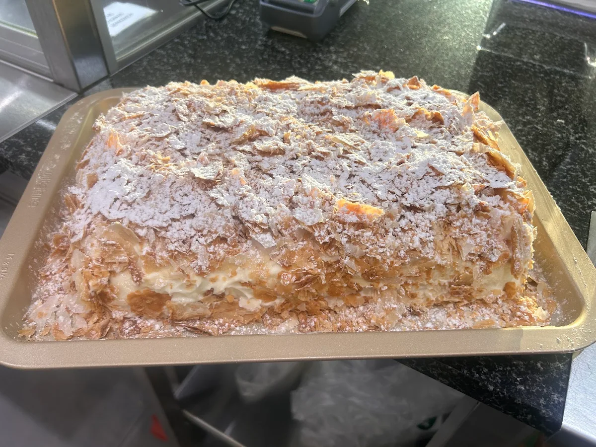 Highlights, Holtze Cafe & Greek Takeaway