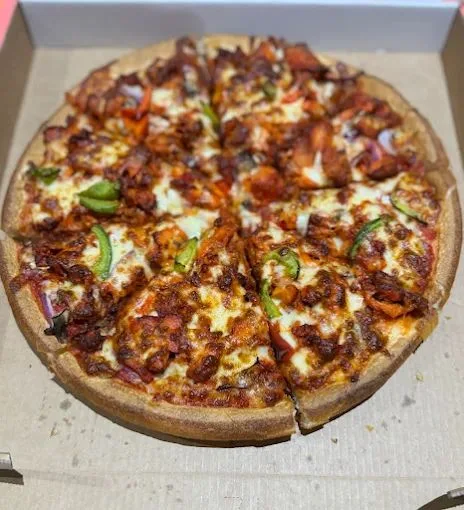 Highlights, Pizza Max Caroline Springs
