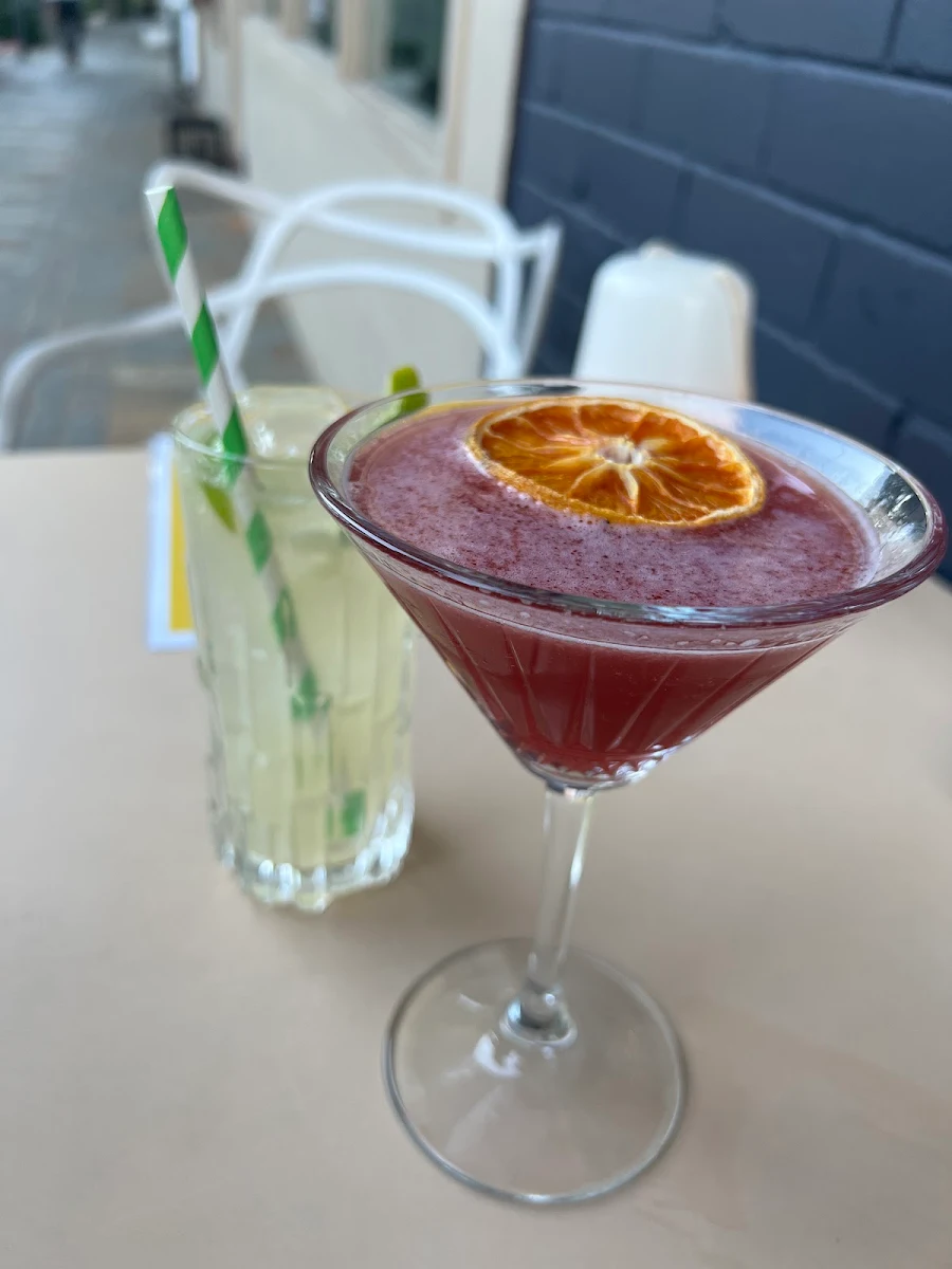 Highlights, Mrs. Robertson wine & cocktail bar