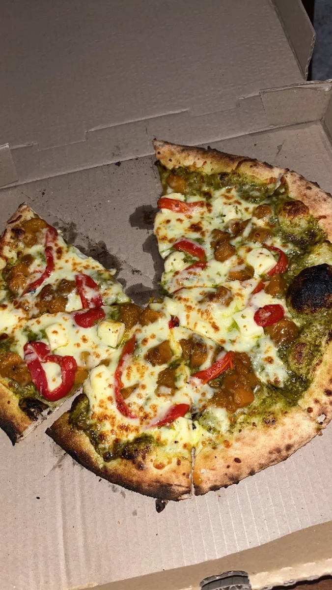 Highlights, Rejjies Woodfire Pizzeria