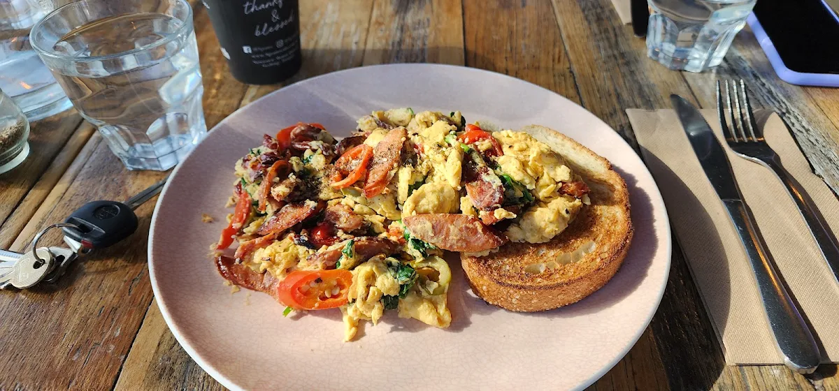 Chilli Scrambled Eggs