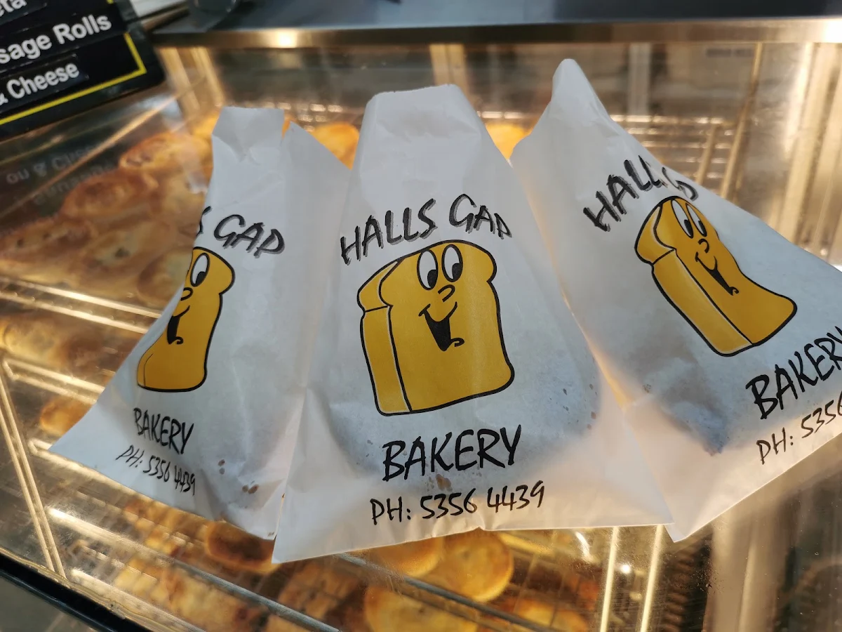 Vanilla Slice, Halls Gap Bakery