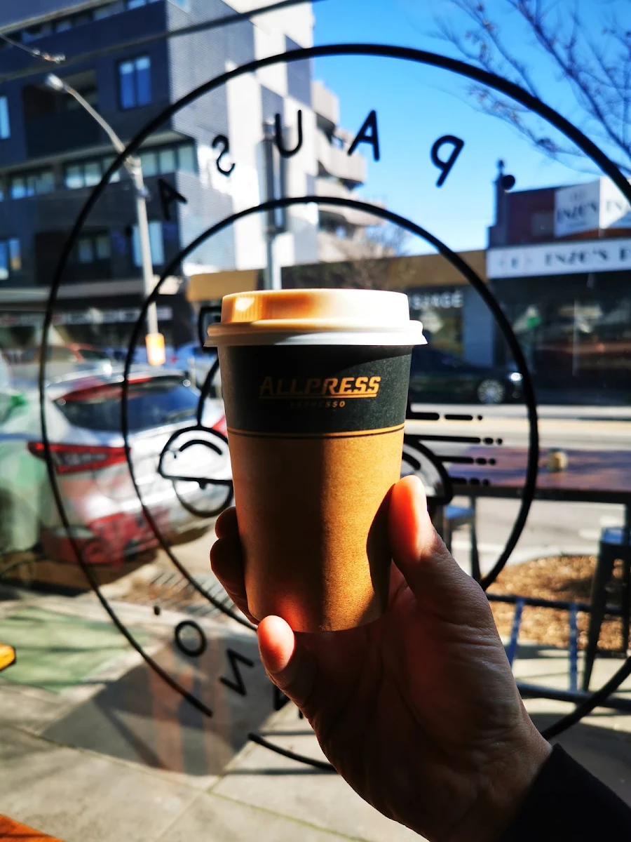 Flat White, Pausa Pranzo