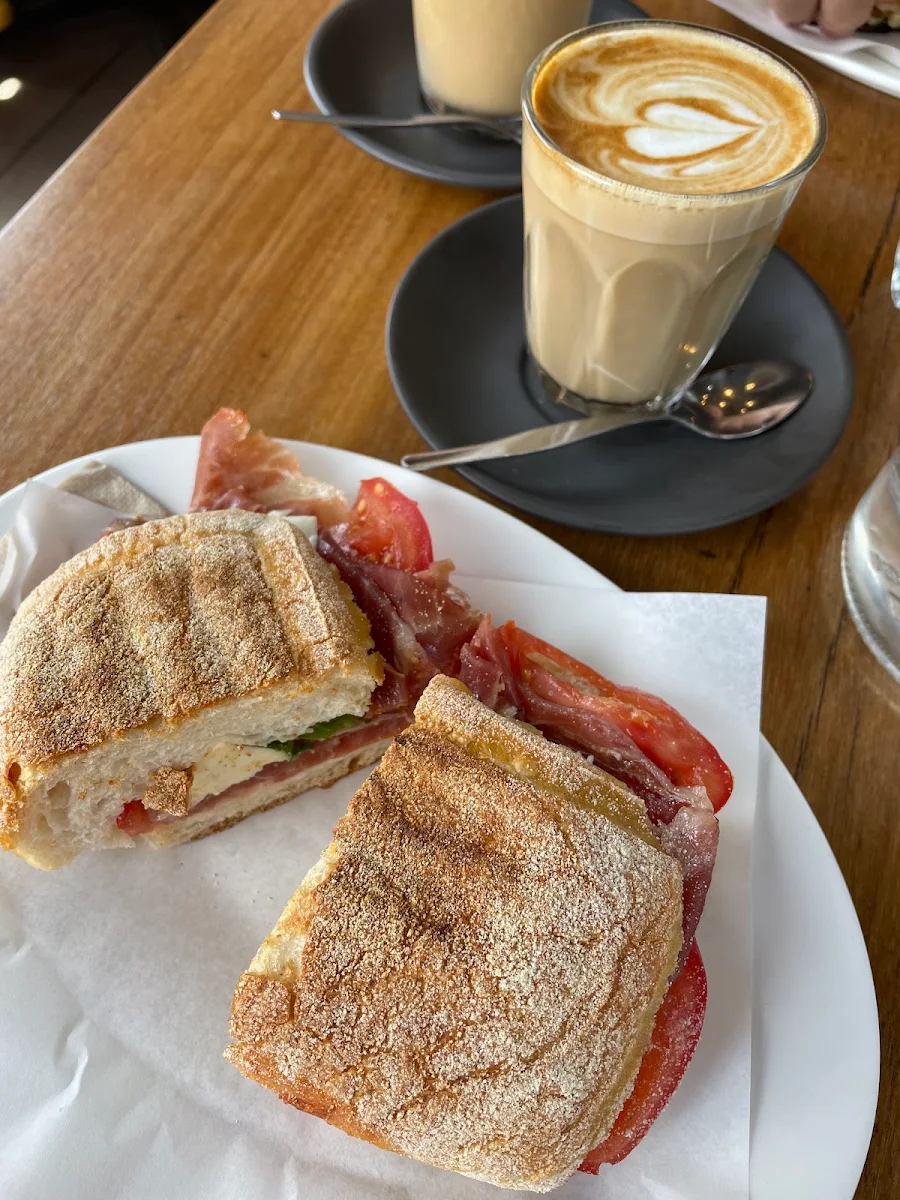 Highlights, Pausa Pranzo