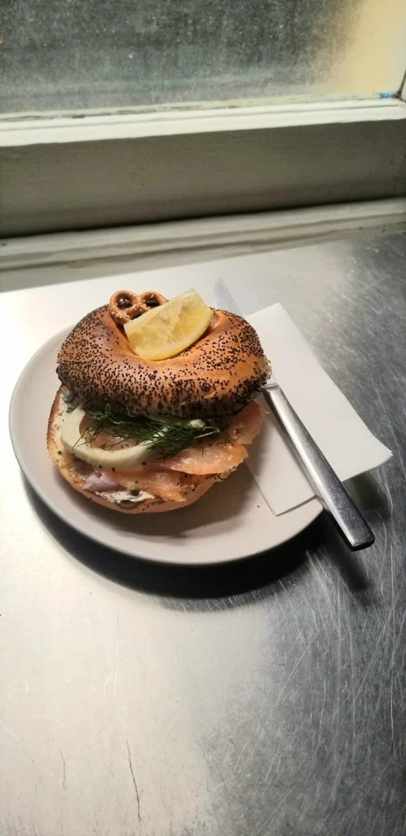 Highlights, TAKE TWO BAGELS
