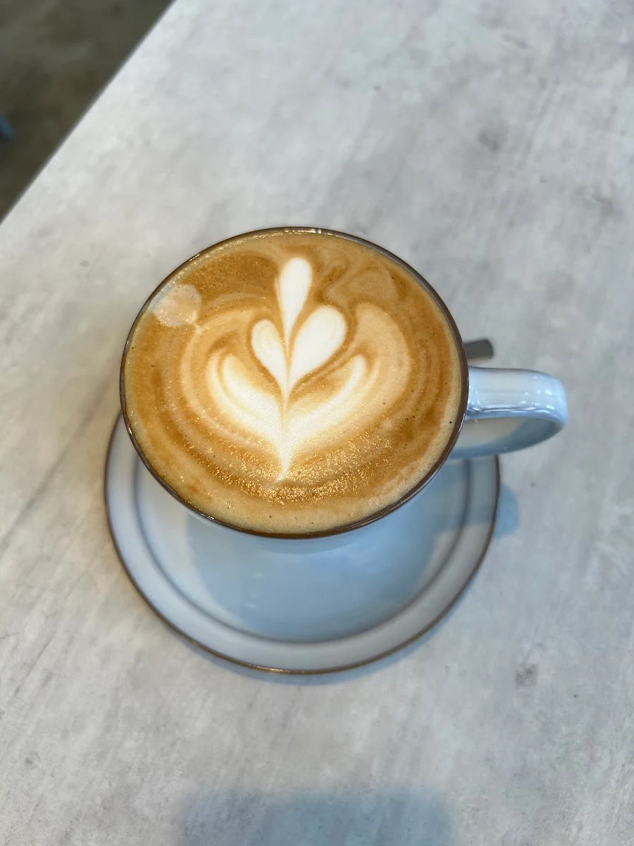 Flat White, The Loft Como