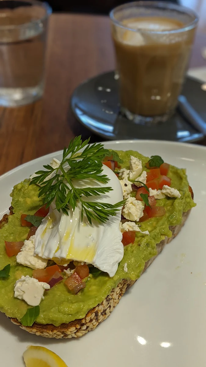 Smashed Avo, Mr Burton