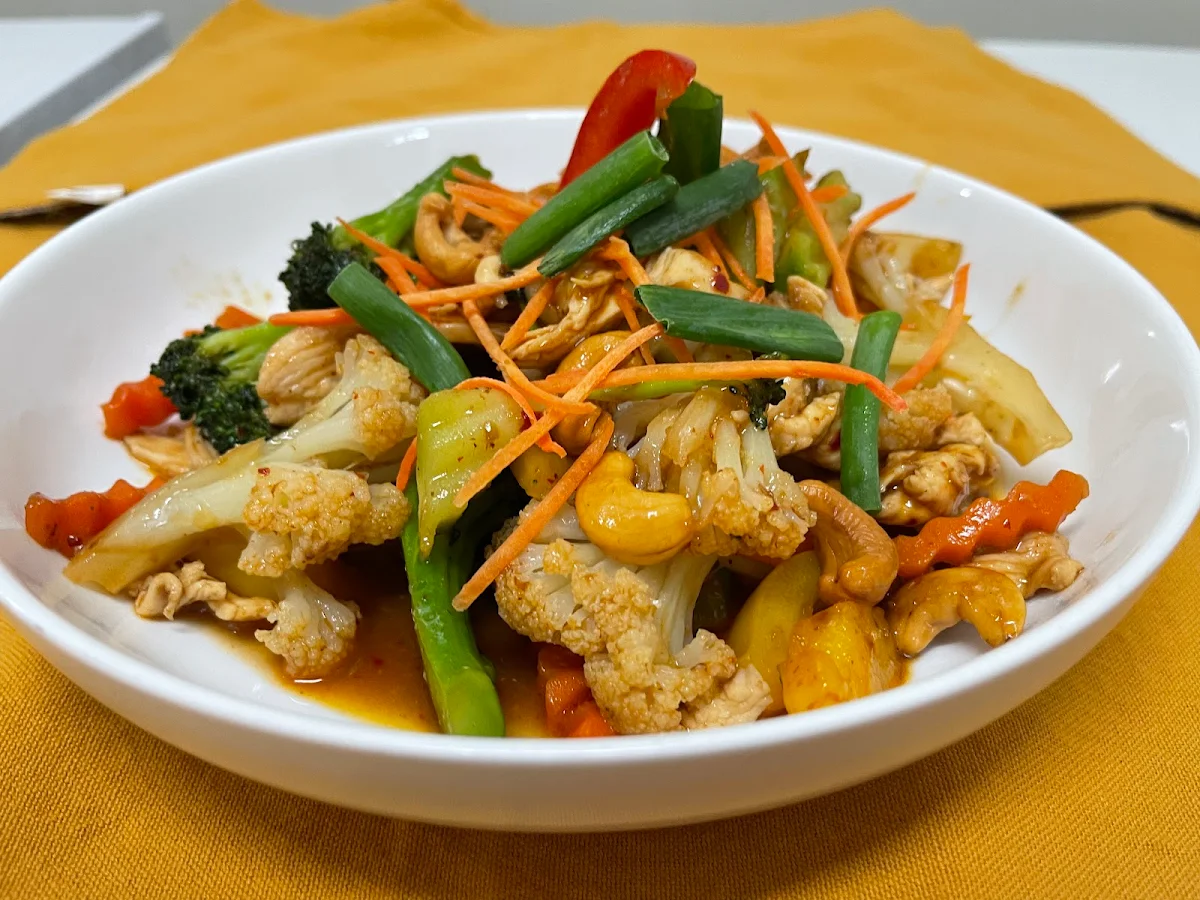 Cashew Chicken