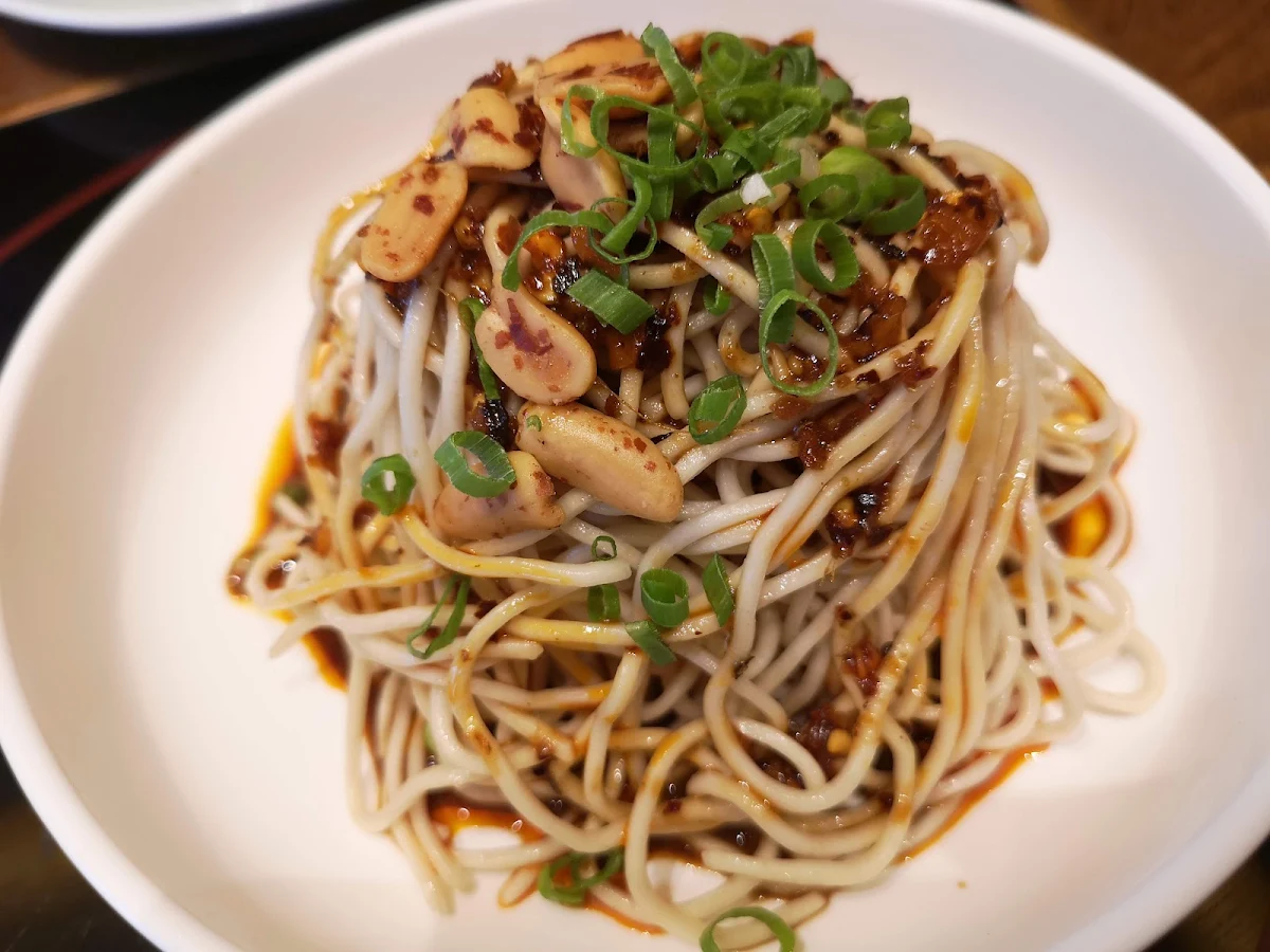 Cold Rice Noodle with Sesame Sauce V
