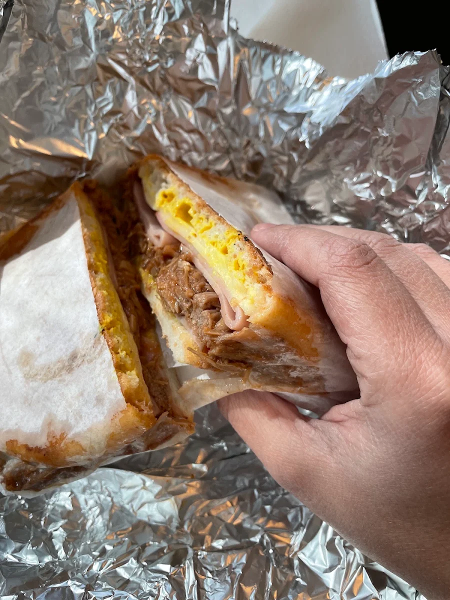 Pulled Pork, Brooklyn Bridge Deli