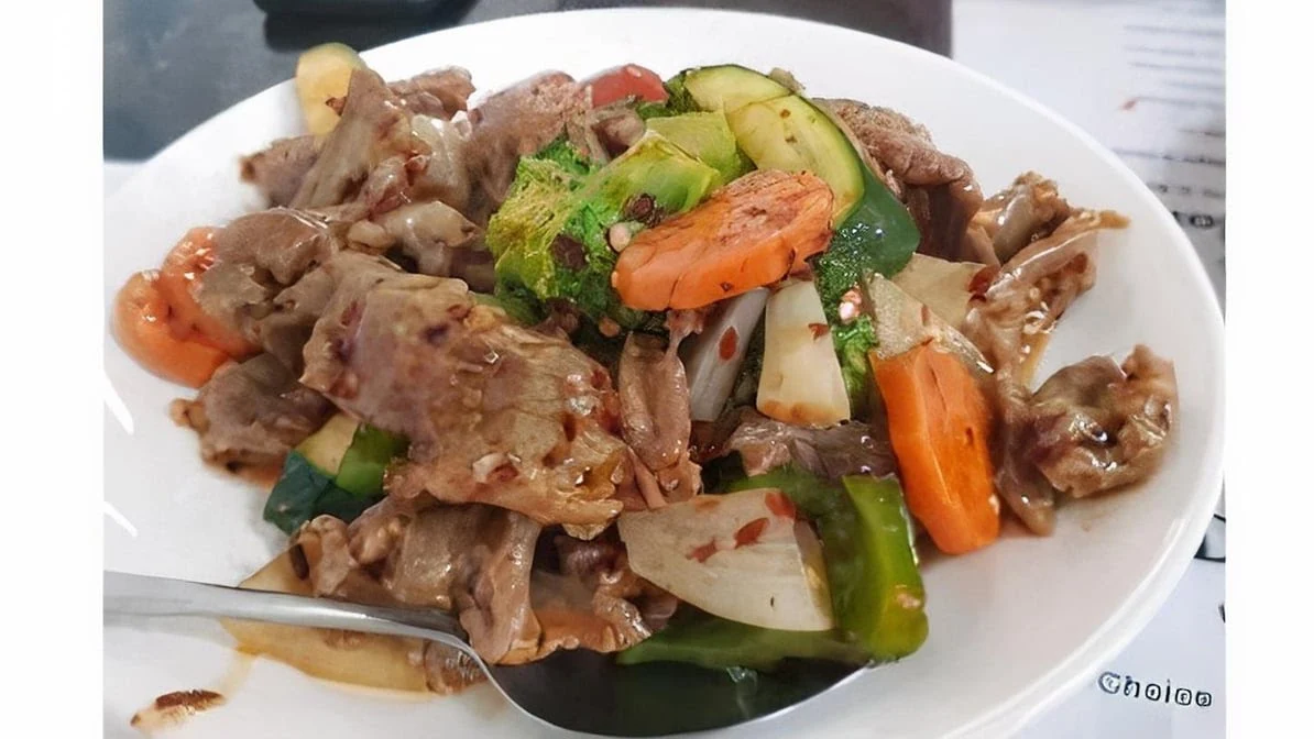 Chilli Beef, Dum Dum Dumplings
