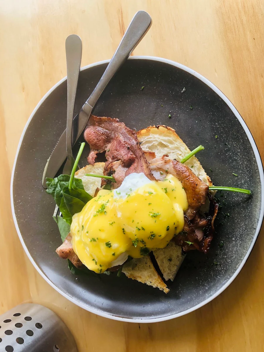 Egg Benedictine
