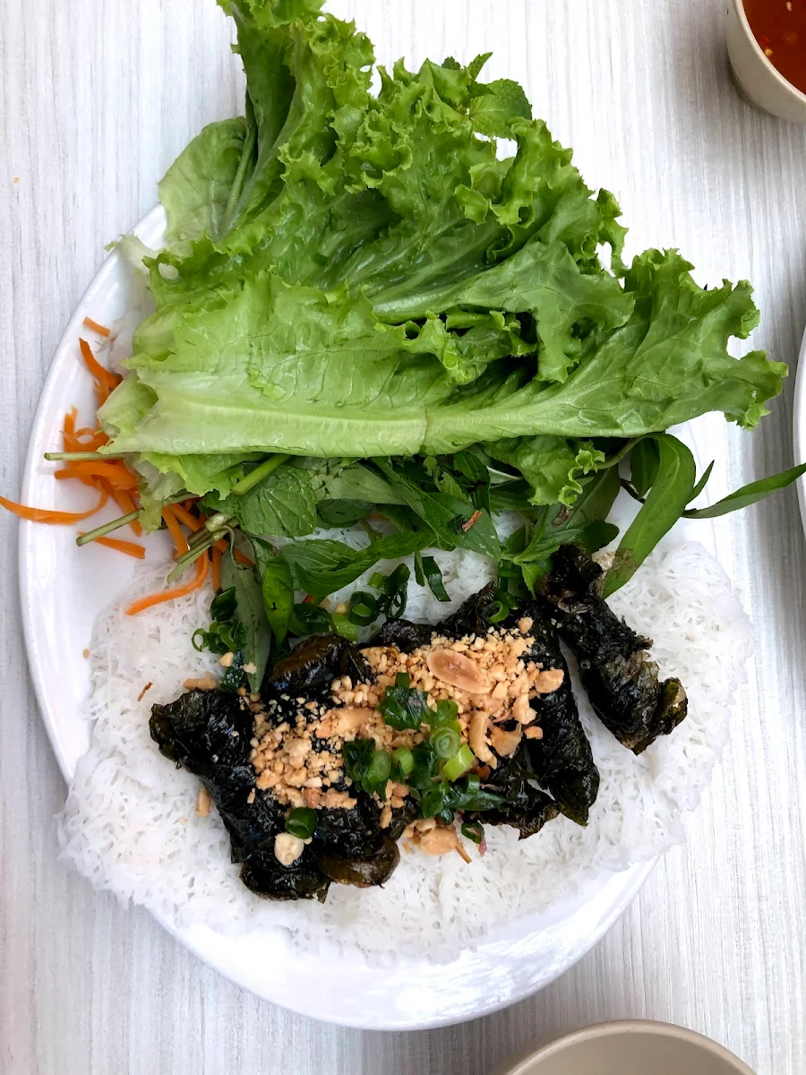 Highlights, Cafe Phố