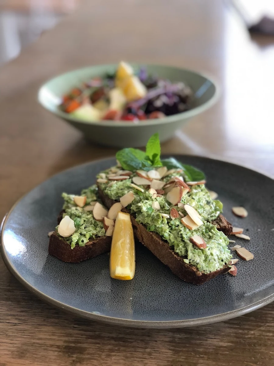 Avocado, Somerset Cafe