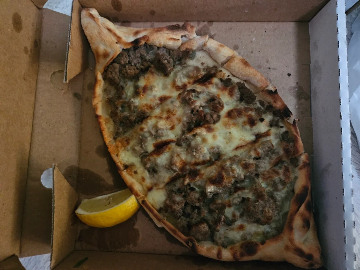 Mince Pide, Buffalo Chargrill