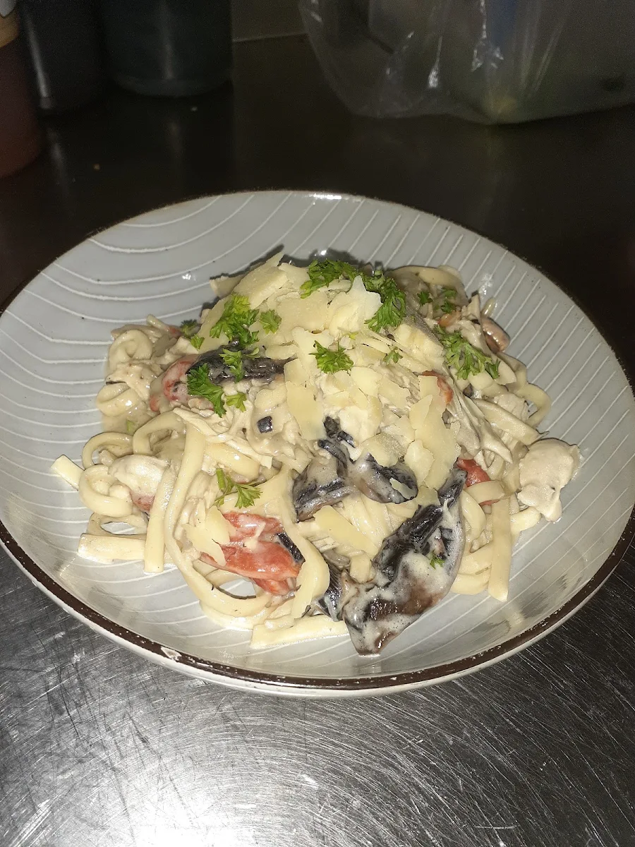 Creamy Chicken Pasta
