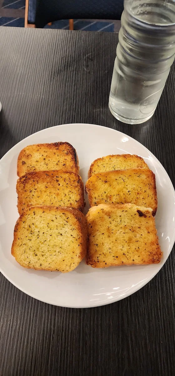 Garlic Bread, Cucina Mia Restaurant