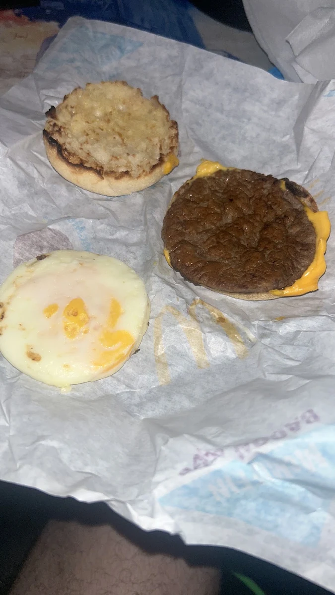 Cheeseburger, McDonald's West Ryde