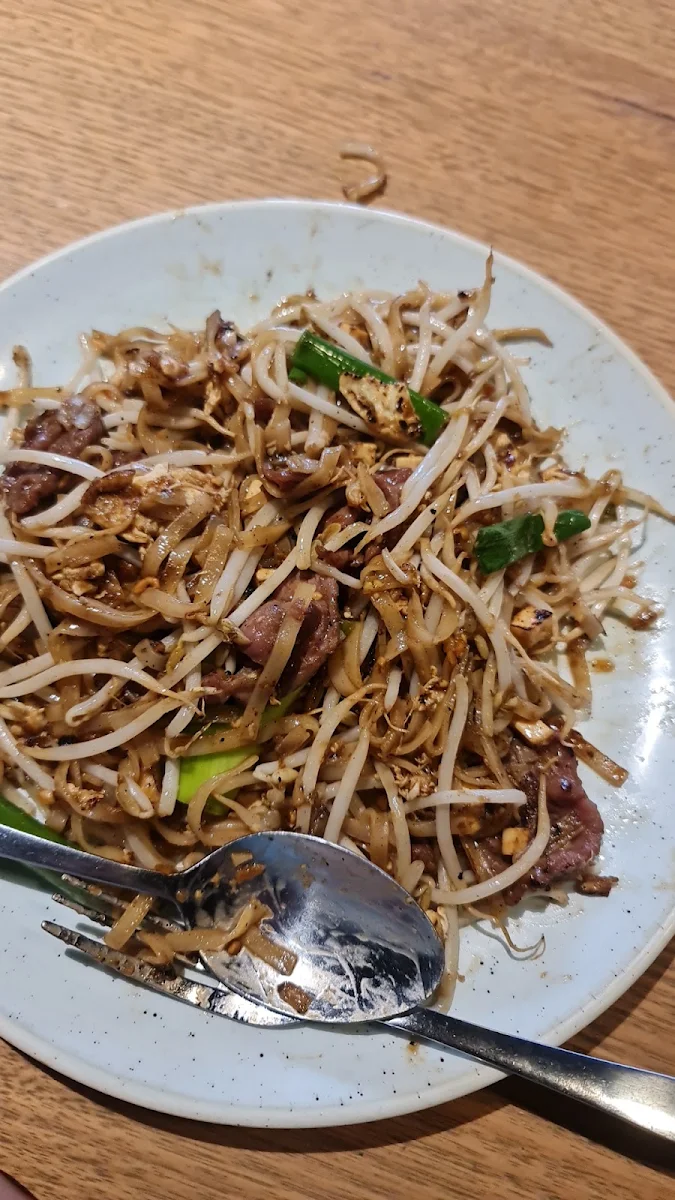 Beef Pad Thai