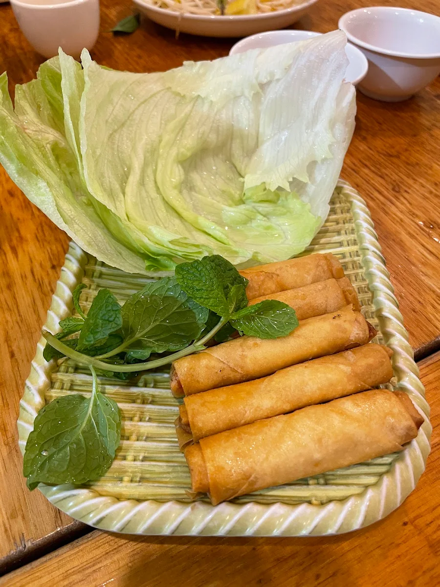 Spring Roll, Doi Xanh Quan