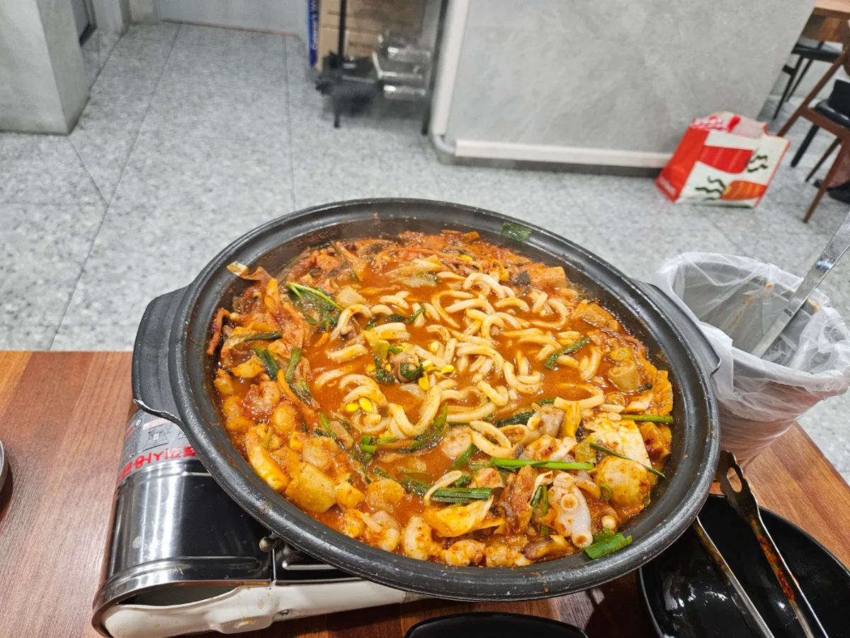 낙곱새, Hansang Haymarket | Korean Restaurant