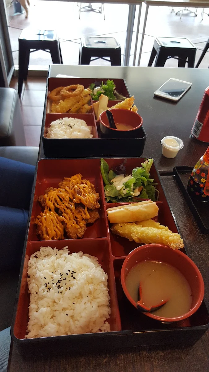 Highlights, Komo Sushi