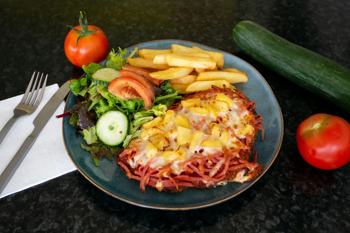 Highlights, Vincent's Pizza & Pasta