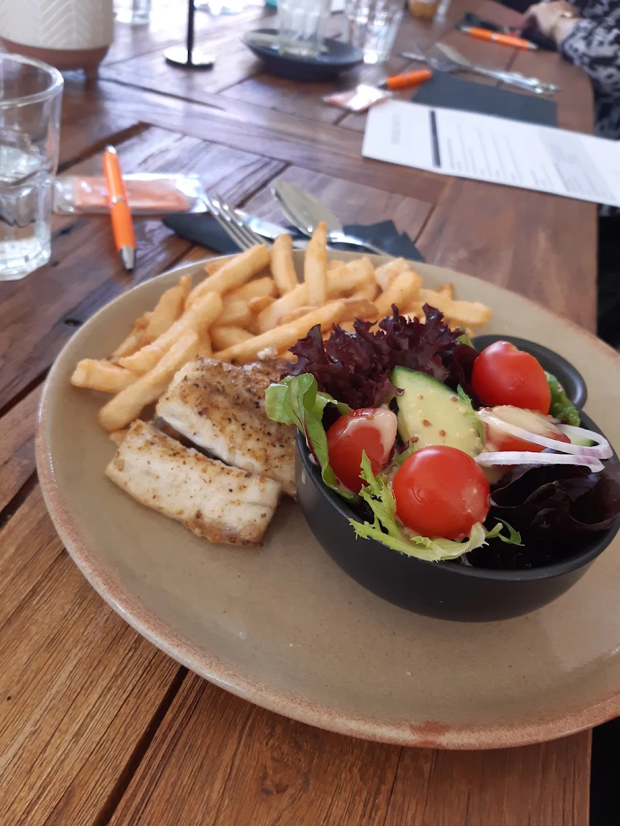 Barramundi, Vintage Chef Co Cafe @ Starplex