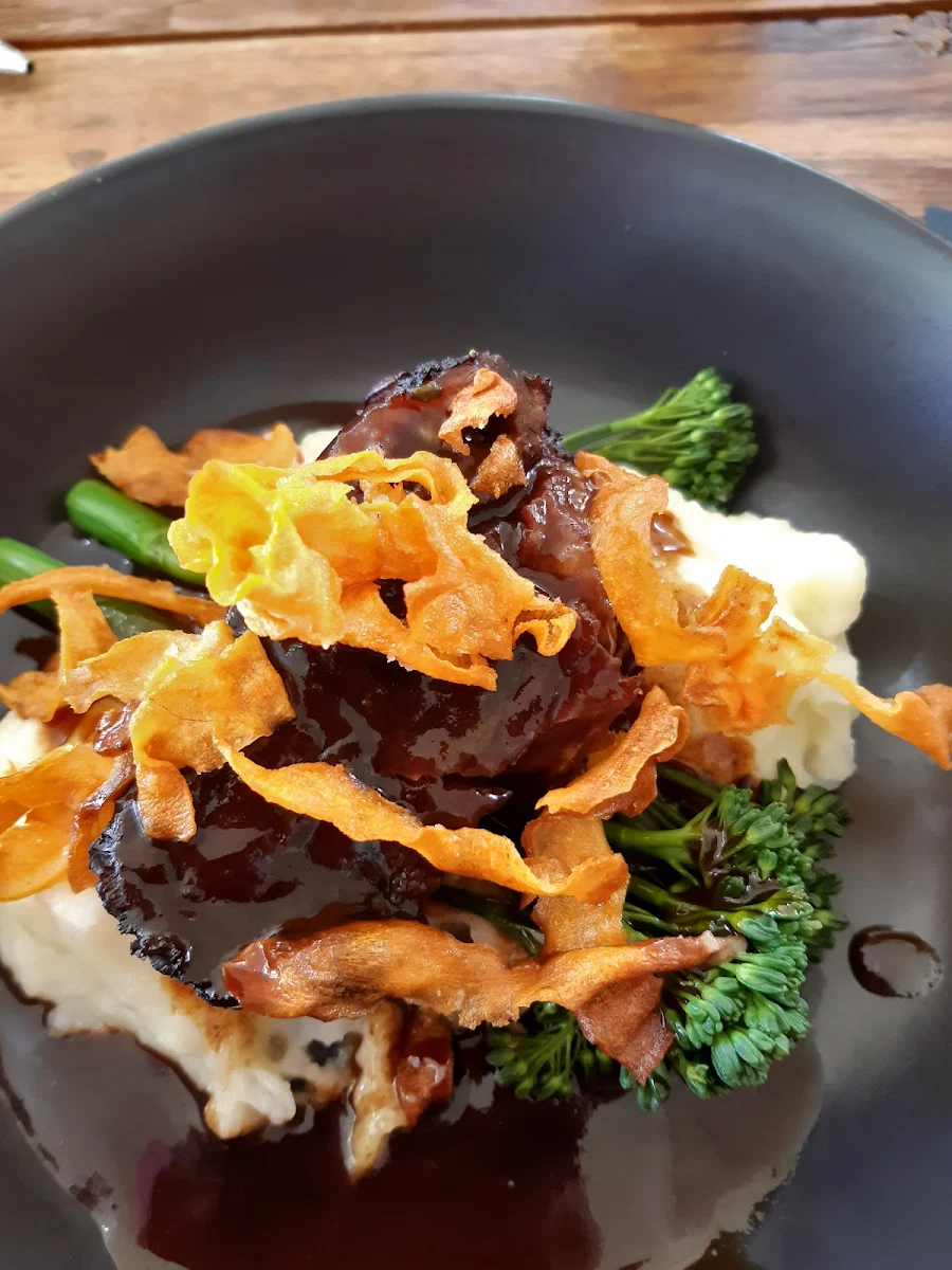 Beef Cheeks, Vintage Chef Co Cafe @ Starplex