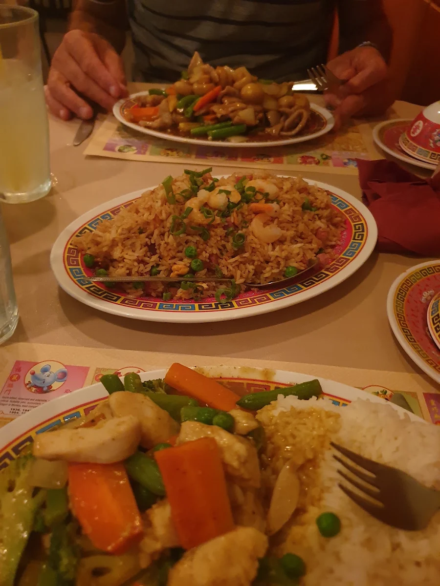 Highlights, Golden Beach Chinese Restaurant