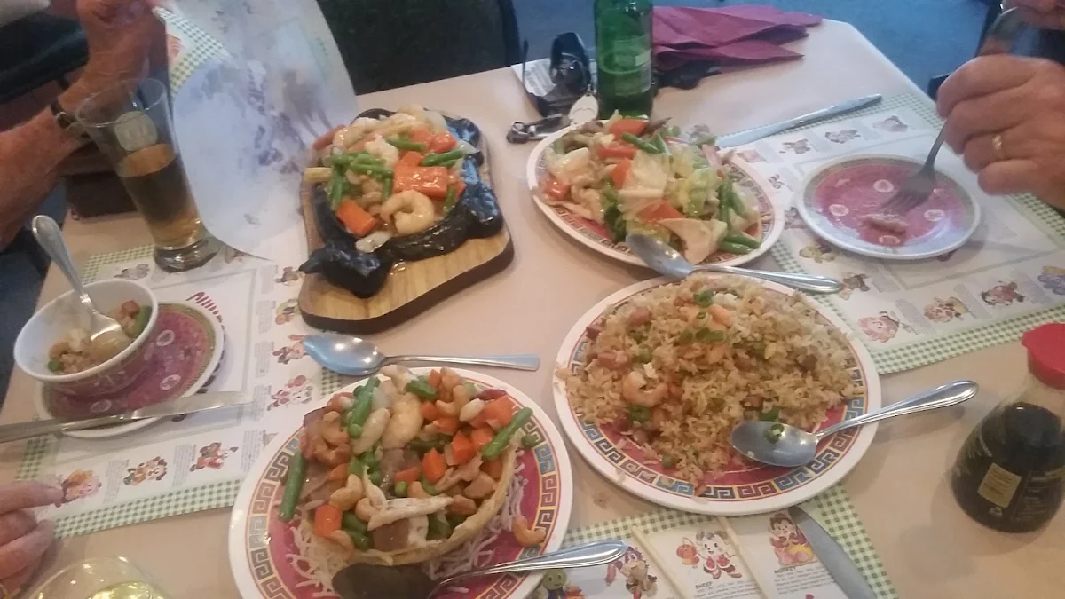 Highlights, Golden Beach Chinese Restaurant