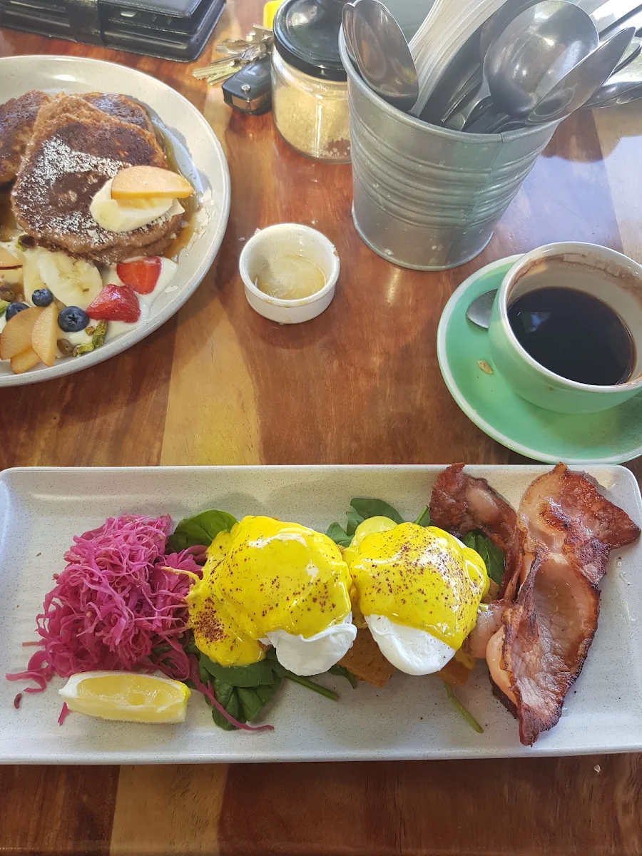 Eggs Benedict, The Treehouse Cafe
