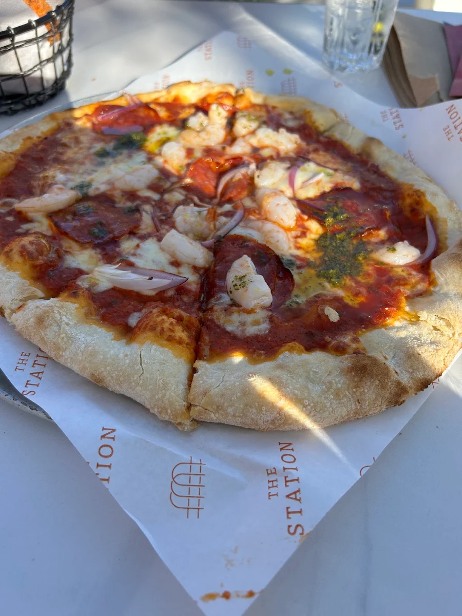 Garlic Prawn Pizza