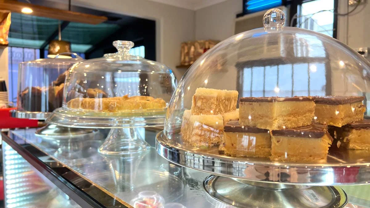 Highlights, Abbotts Cafe Delight