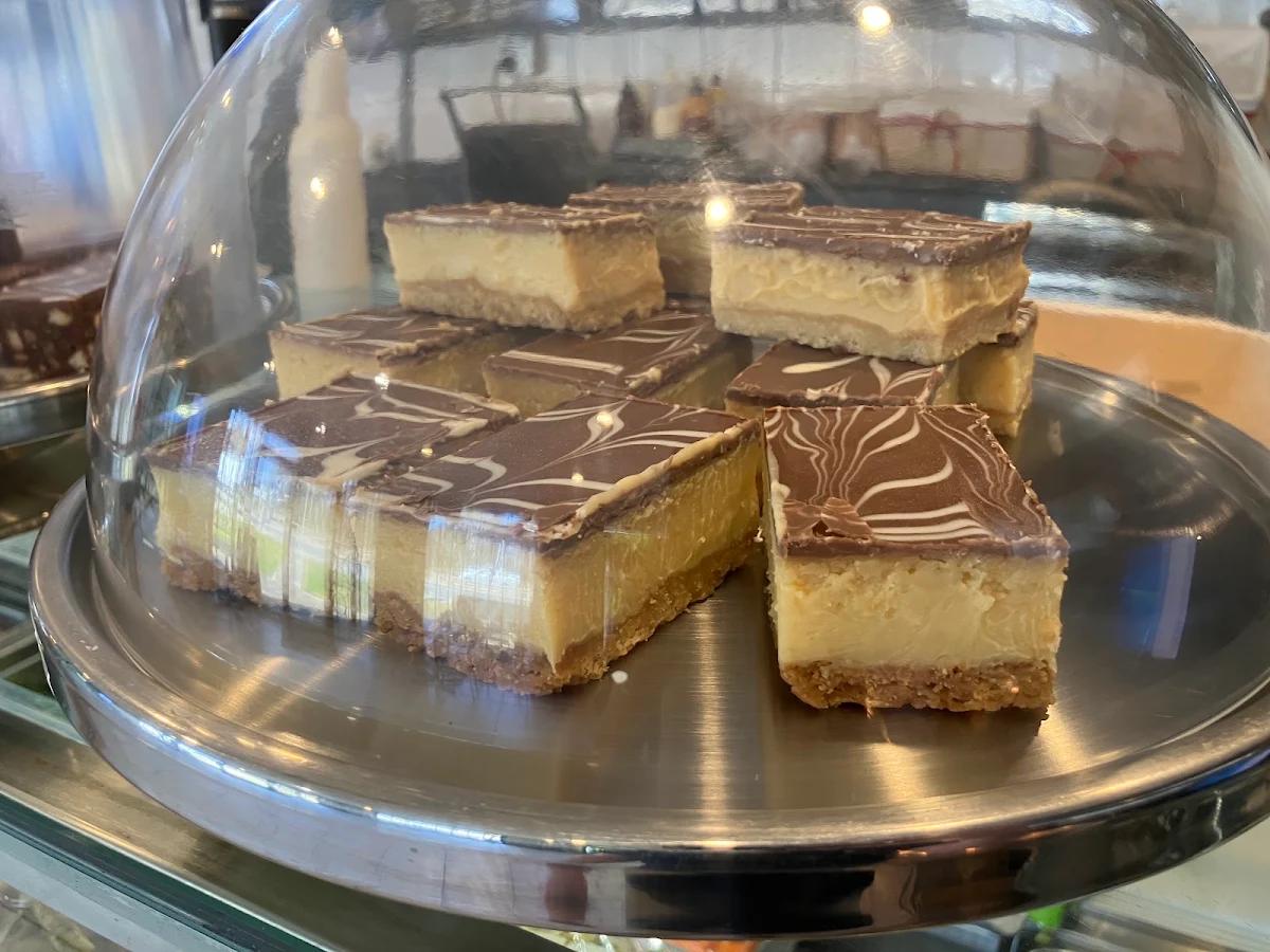 Highlights, Abbotts Cafe Delight