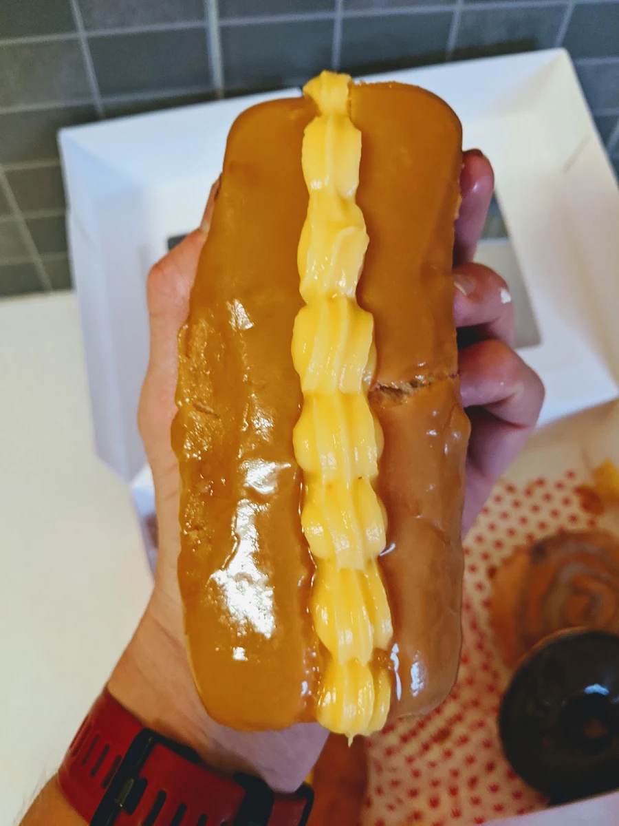 Caramel Eclair, Donut King Merrylands Stockland K110