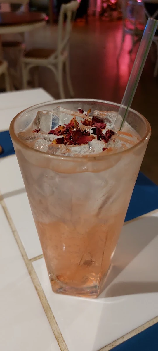 Rose Lemonade, Spero