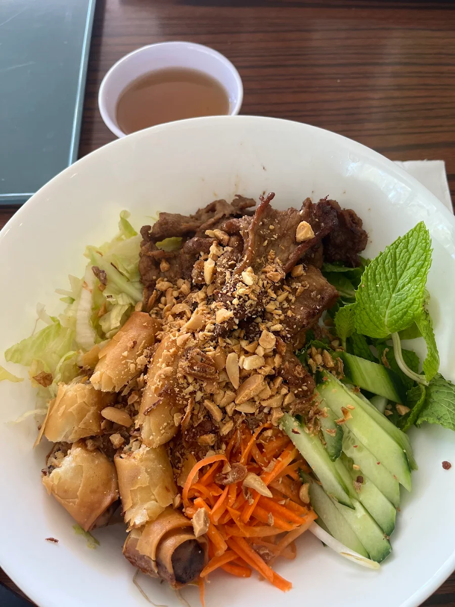 Highlights, Viet House Restaurant