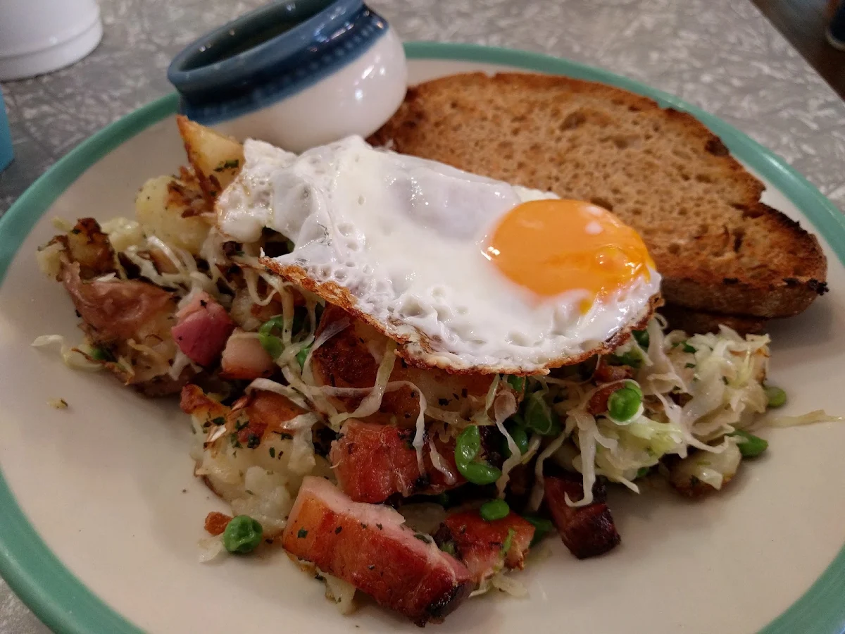 Hash & Trout, The Cove Dining