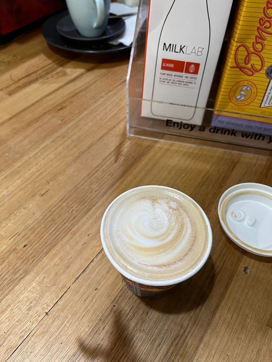 Latte, Crema Crew Rockingham