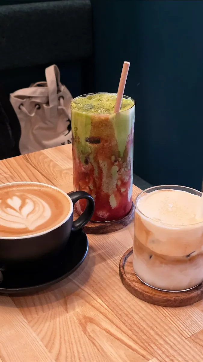 Iced Matcha Strawberry