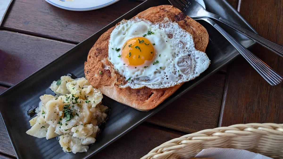 Highlights, King Ludwigs German Restaurant and Bavarian Beer Bar