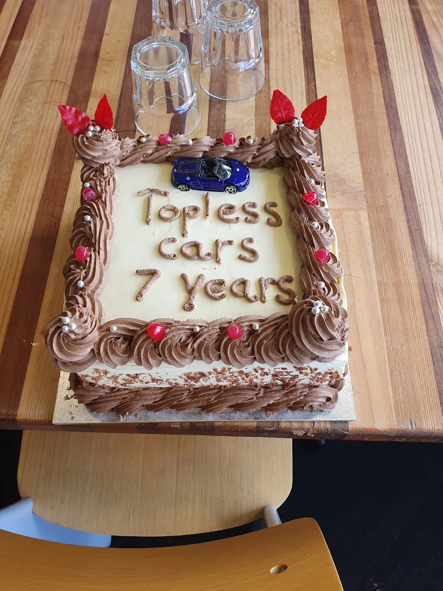 Cake, Islanders' Tavern