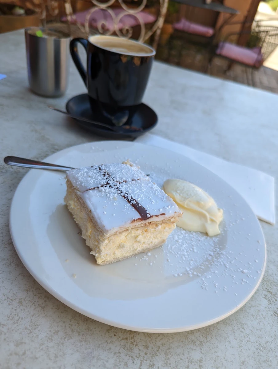 Vanilla Slice, Ingleside Cafe