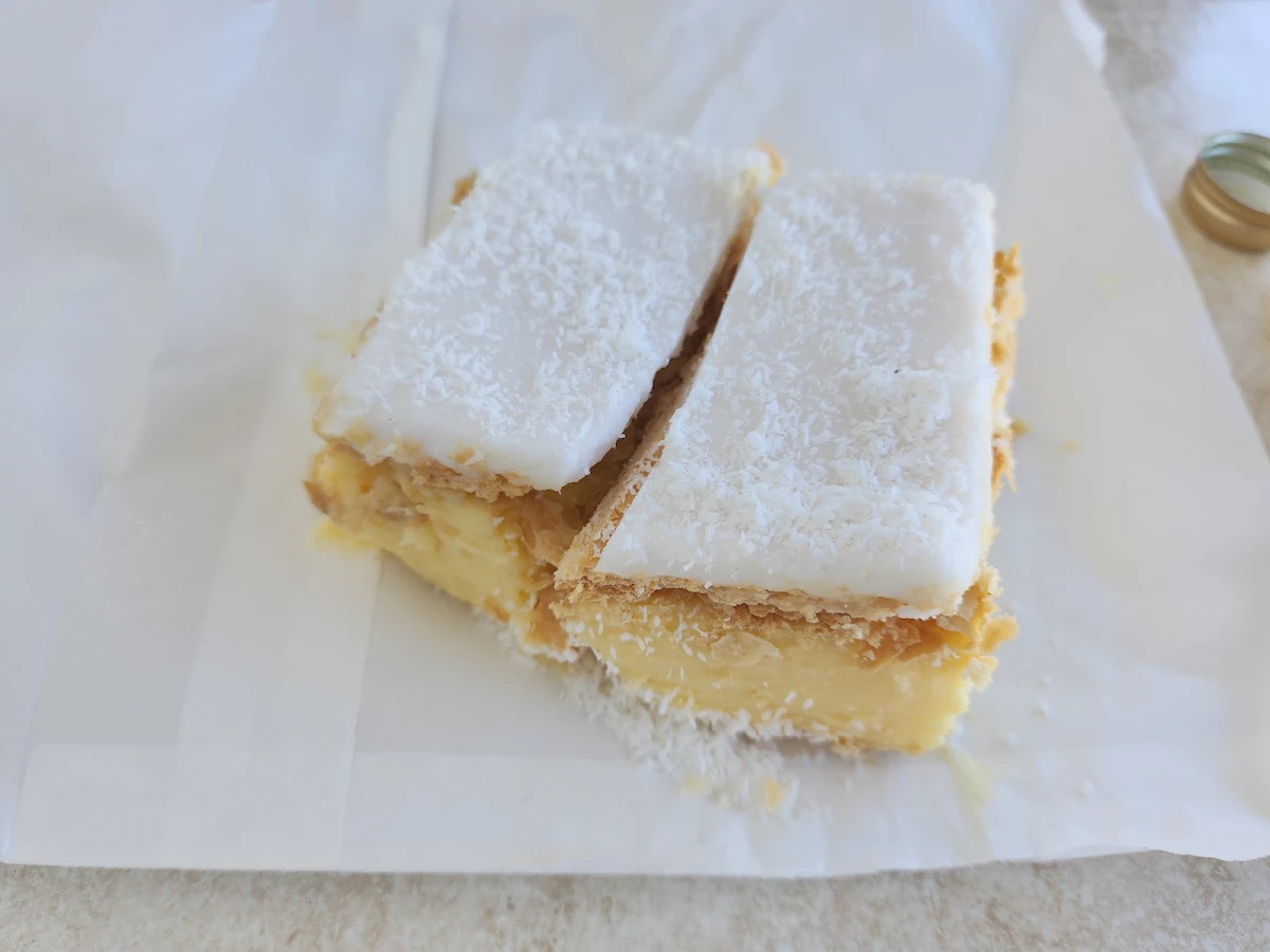 Vanilla Slice, Goolwa Bakery est 1914