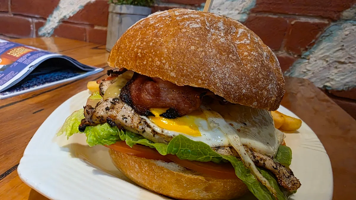 Highlights, Le Chix Restaurant Cafe