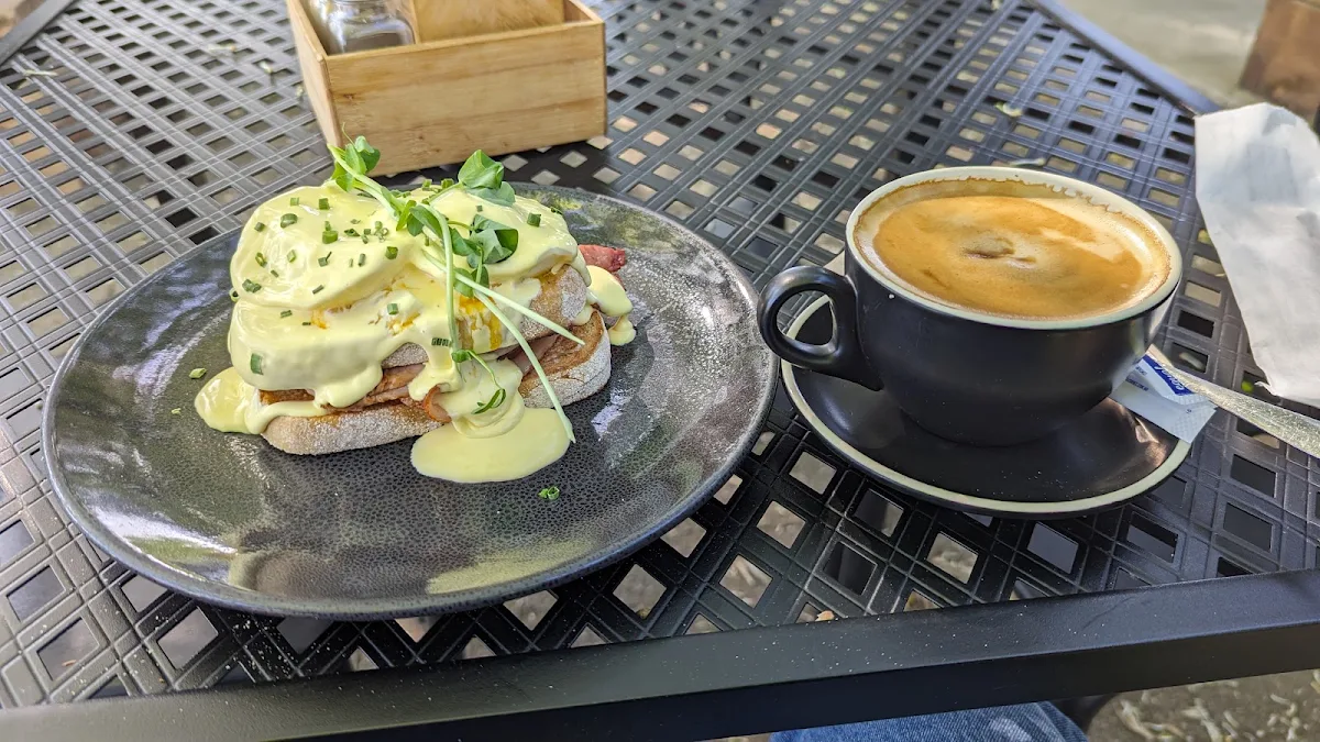 Eggs Benedict, Rose Garden Coffee Place
