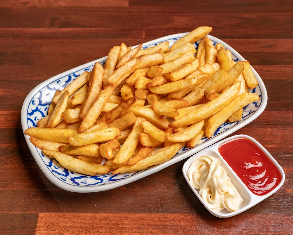 Large Chips, Esplanade Bar